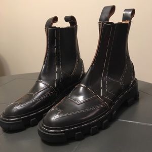 Authentic Balenciaga black Chelsea boots 38.5